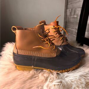 LL Bean women 8 Bean boots Classic Duck Boots - Brown & Black Waterproof Lace-Up
